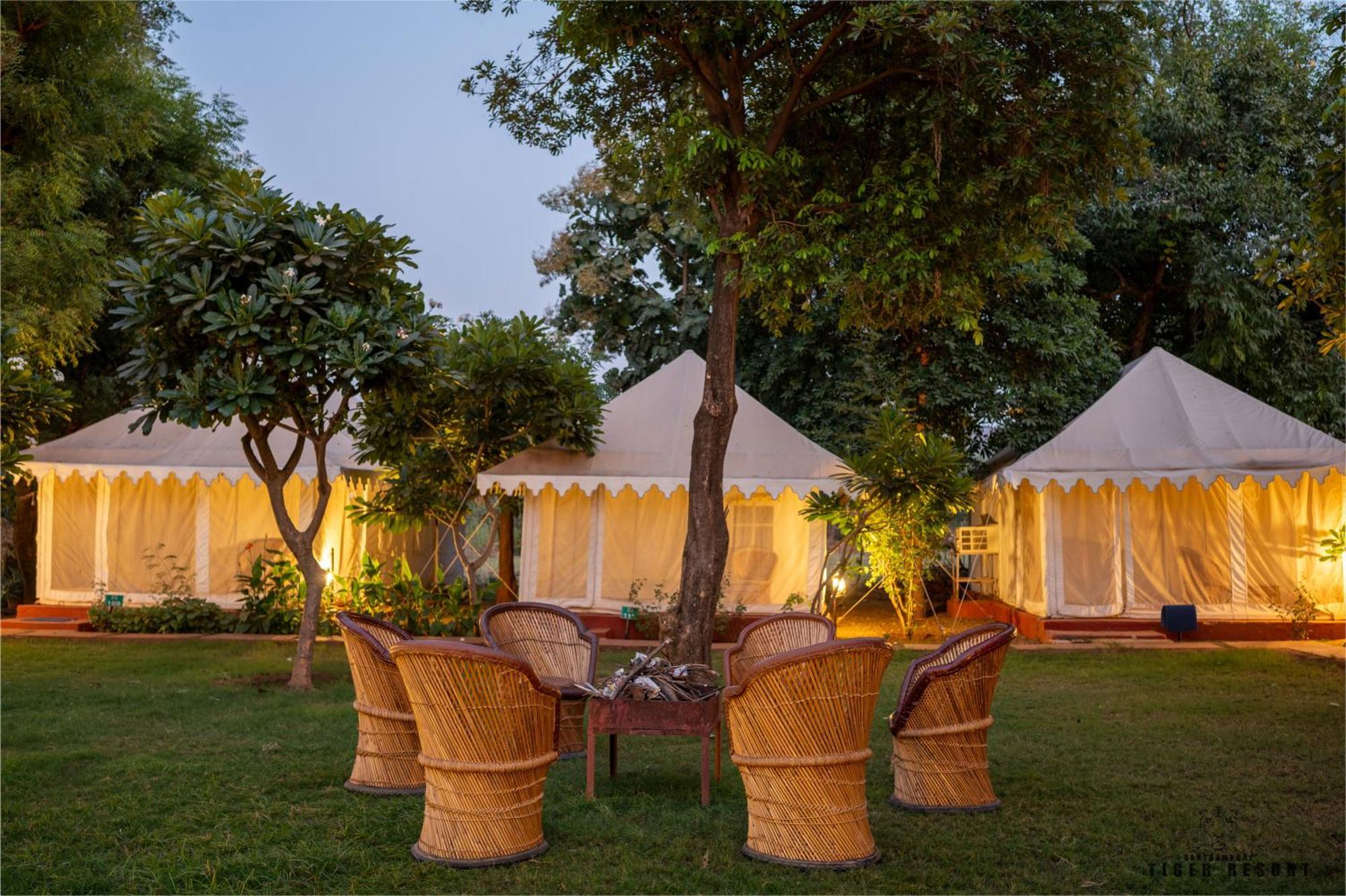 Ranthambore Tiger Resort ซาวาย มาโดปูร์ ภายนอก รูปภาพ